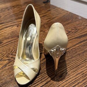 Marciano Cream and Gold Peep-Toe Heels Size 7 1/2
